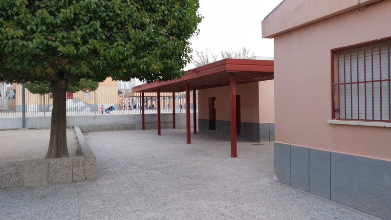 patio edificio D 01