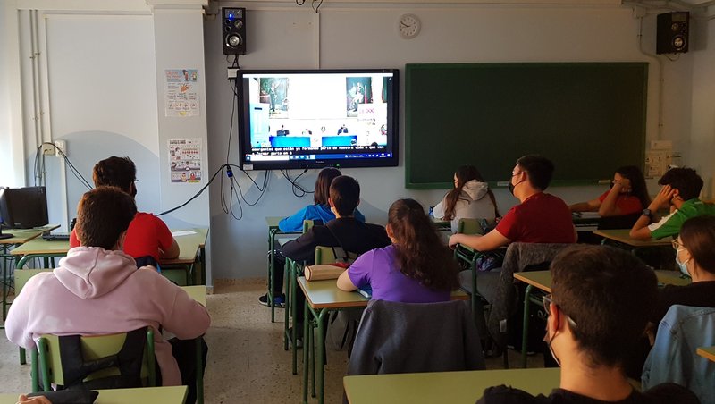 charla investigdor 02