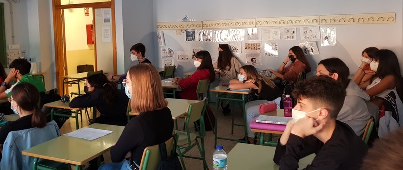 charla investigdor 03