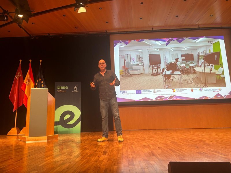 Talleres competencia digital Murcia 2025