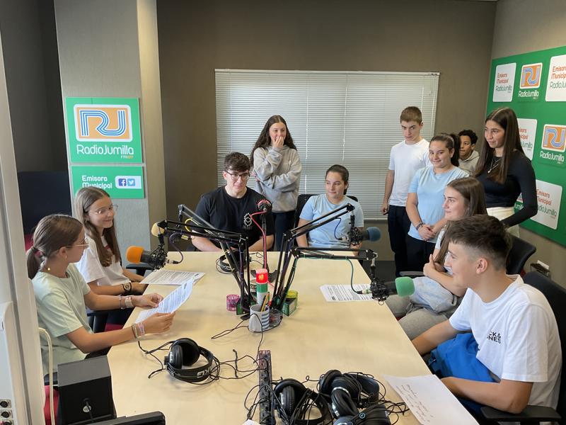 Radio IES Infanta Elena T3 61