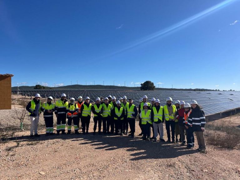 Visita parque solar Cerrillares I