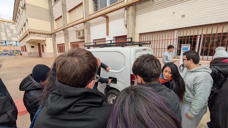 Charla carga eléctrica